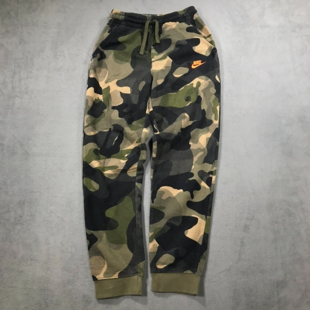 Nike Sweatpants Boys XL Green Camo Fleece Joggers Elastic Waist Cuffed Pockets